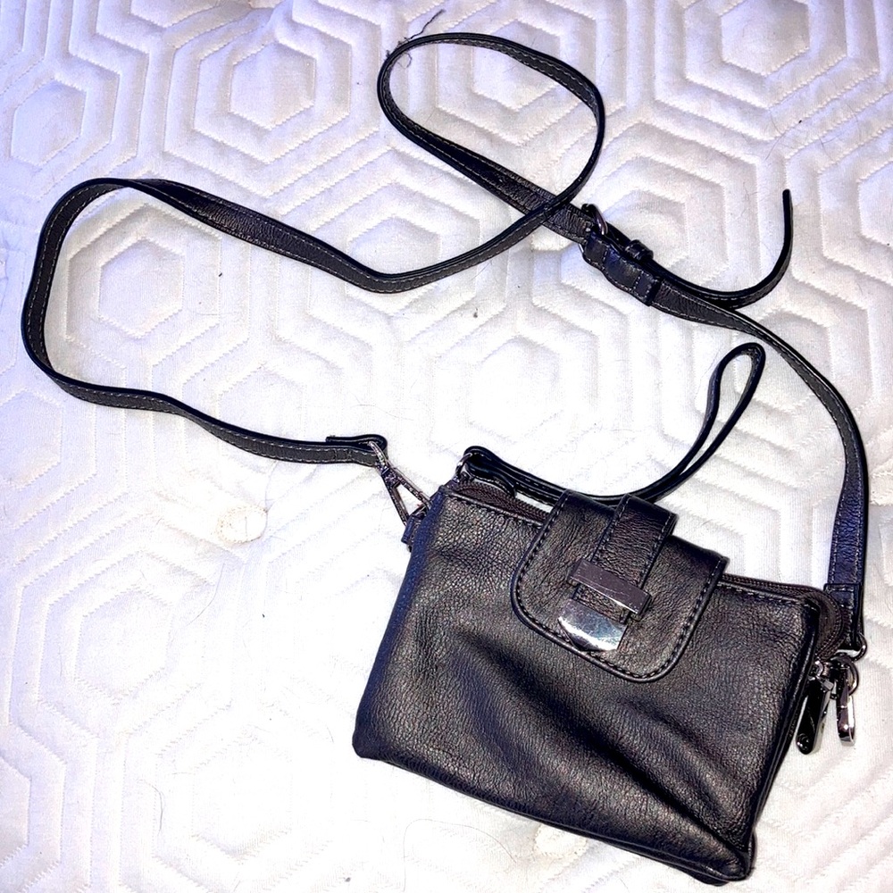 Little shiny gray purse with inner built in wallet